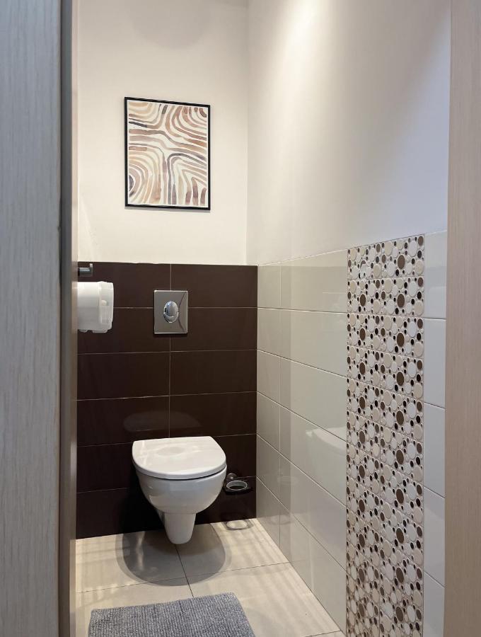 Shape&Color Premium Hostel وارسو المظهر الخارجي الصورة