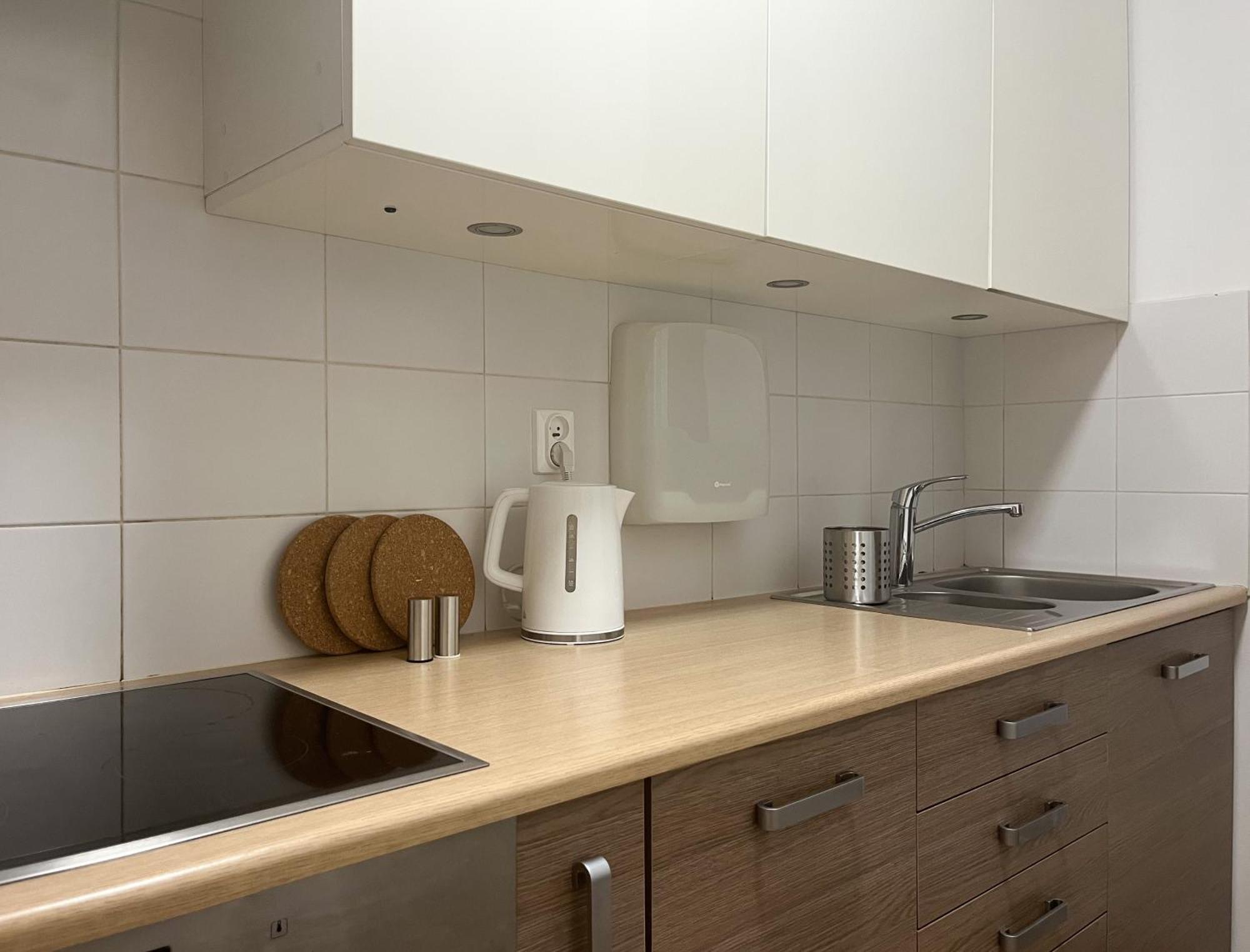 Shape&Color Premium Hostel وارسو المظهر الخارجي الصورة