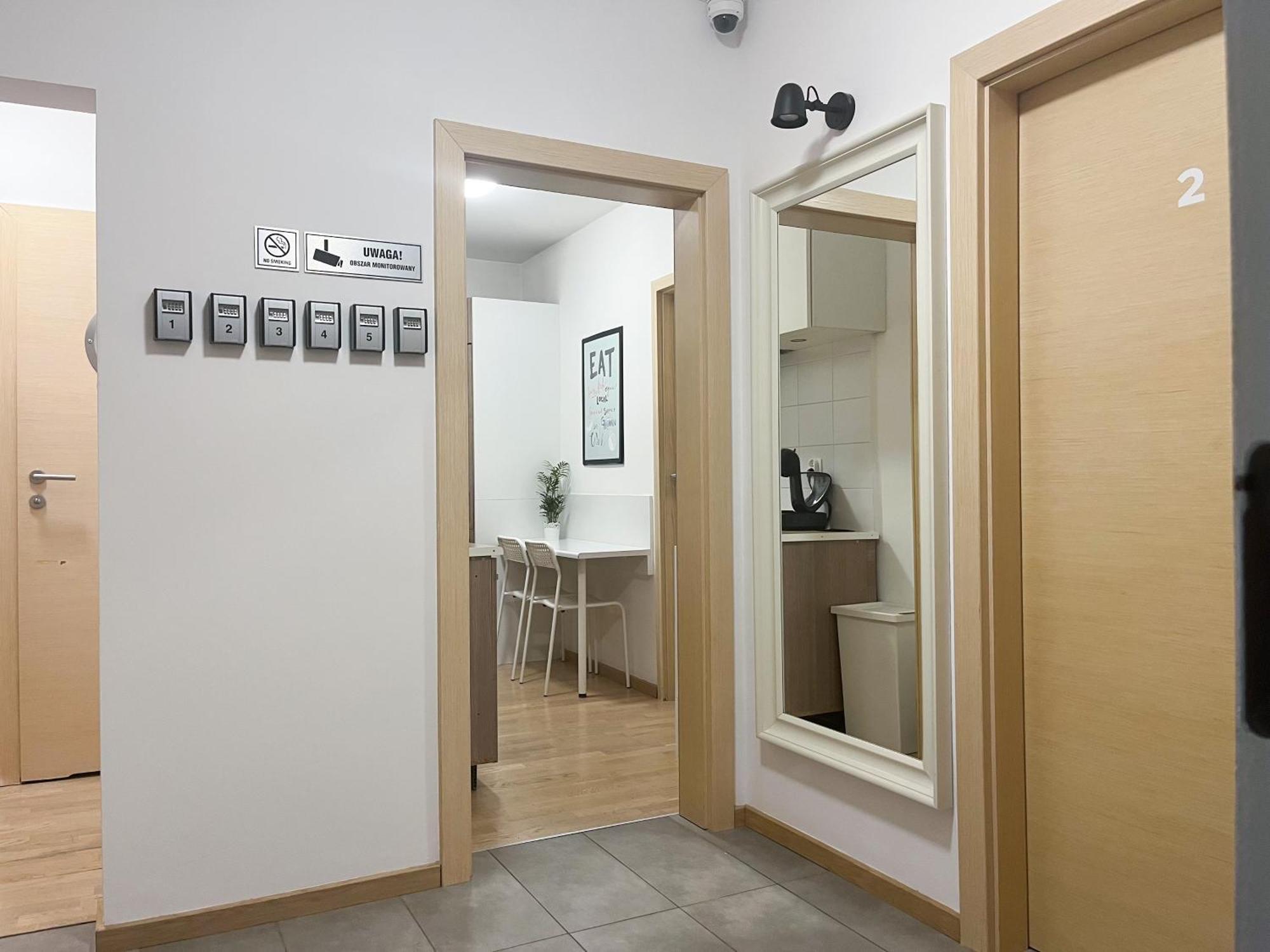 Shape&Color Premium Hostel وارسو المظهر الخارجي الصورة